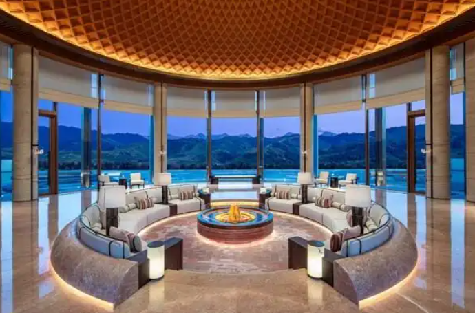 寻迹游牧秘境，和英迪格酒店漫赏那拉提四季