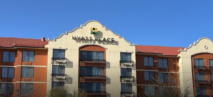 步行3分钟达牲畜围栏！沃斯堡凯悦嘉轩：赠牛仔帽调酒课，John Wayne套房含缟玛瑙吧台